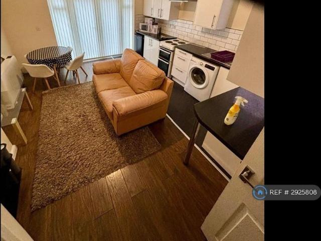 Apartment for rent in Fox Hollies, West Midlands