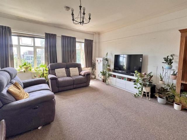 Apartment for rent in West Cliff, Bournemouth