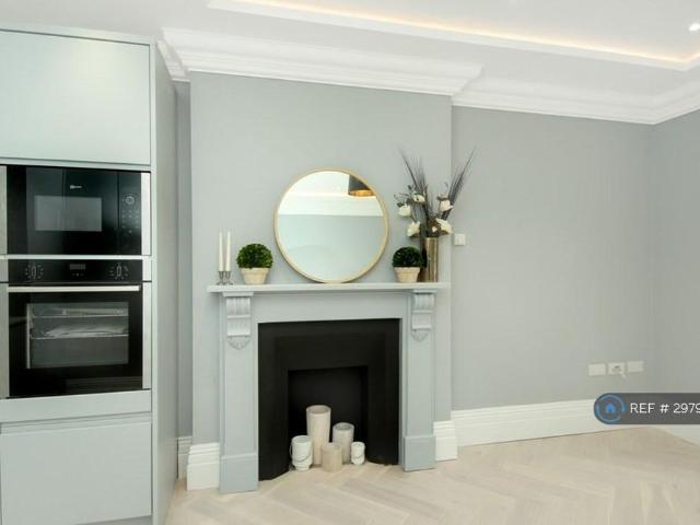 Apartment for rent in London Borough of Ealing, Greater London