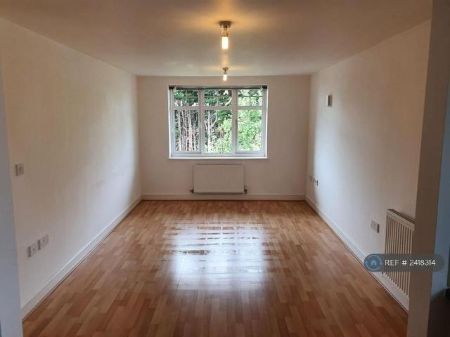Apartment for rent in Bitterne Park, Southampton