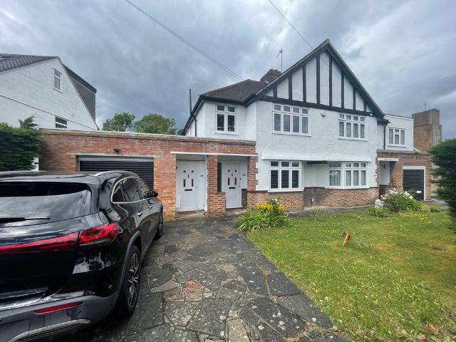 Flat for rent in Petts Wood, Isle Of Man