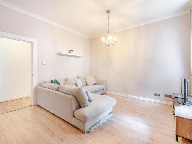 Apartment for rent in Watsonville, Motherwell