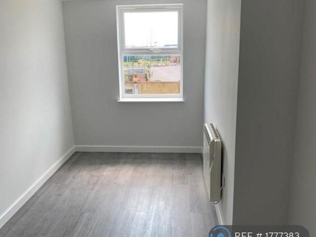 Apartment for rent in Sheerness, Oad Street