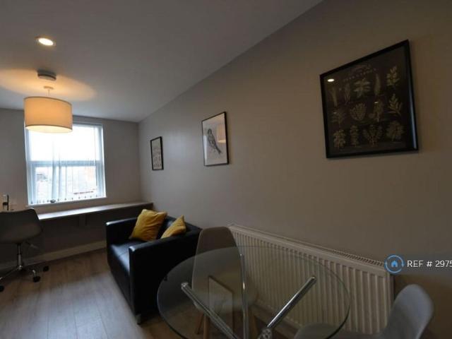 Apartment for rent in Spon End, West Midlands
