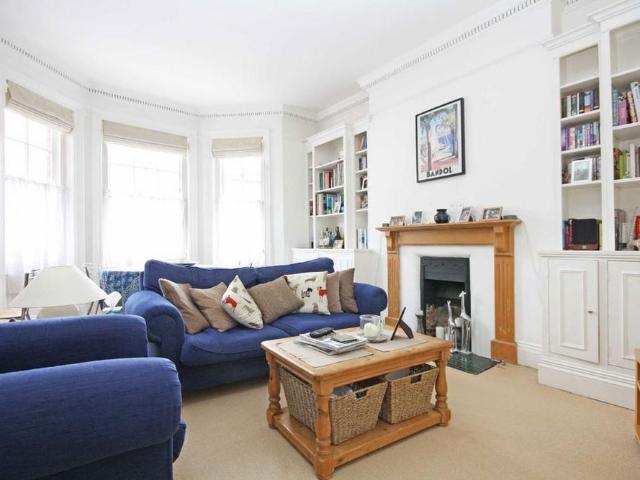 Apartment for rent in London Borough of Hammersmith and Fulham, Greater London