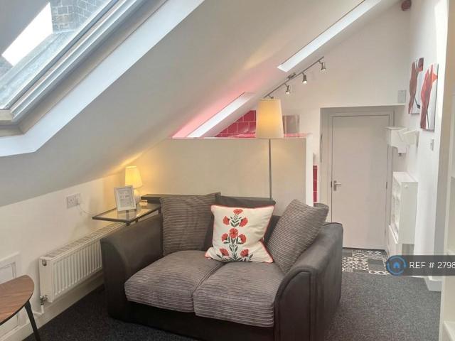 Flat for rent in Park Hill, Isle Of Man