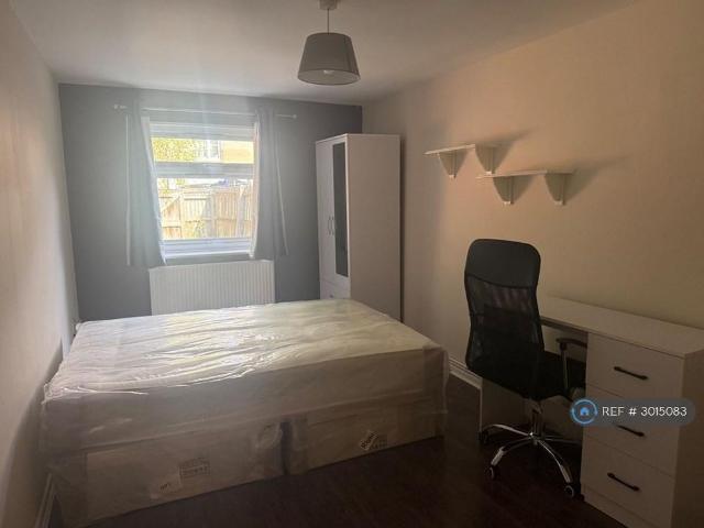 Apartment for rent in Deer Park, West Oxfordshire