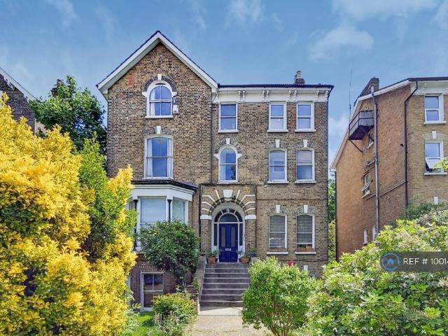 Flat for rent in London Borough of Lewisham, Isle Of Man