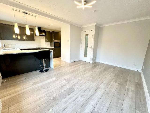 Apartment for rent in Milngavie, Scotland