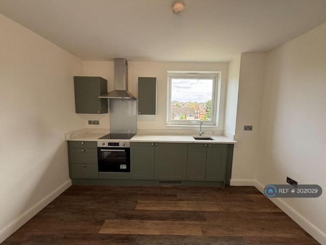Apartment for rent in Halton Moor, Leeds
