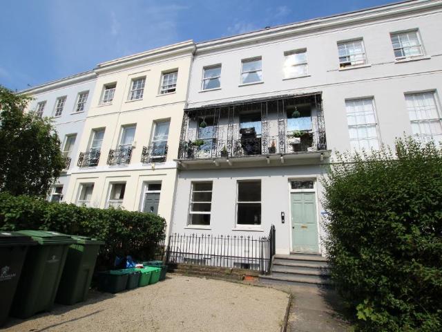 Flat for rent in Golden Valley, Gloucestershire