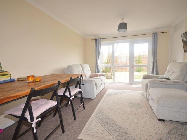 Apartment for rent in Watersfield, Horsham