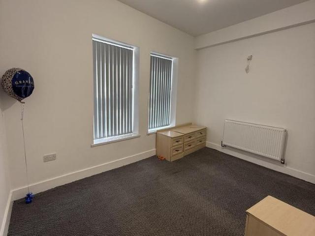 Apartment for rent in Freezeland, Bilston