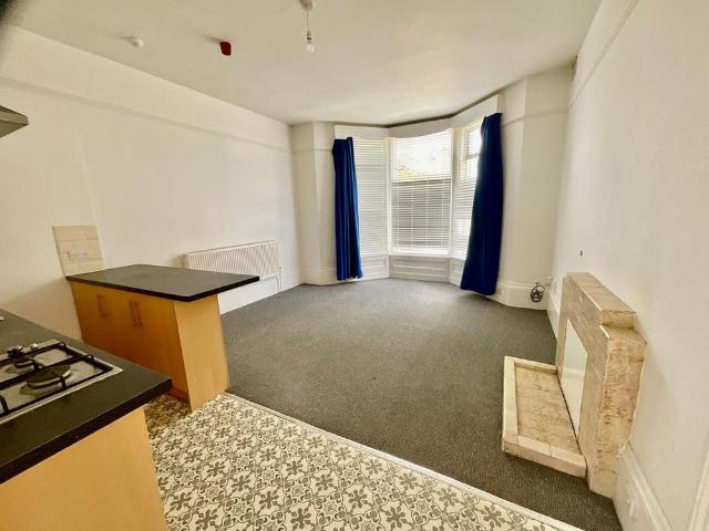 Apartment for rent in South Cliff, Kepwick