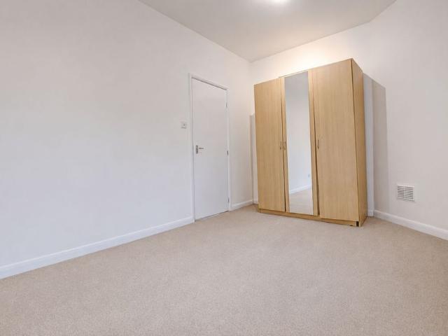 Apartment for rent in City Centre, Ballindoch