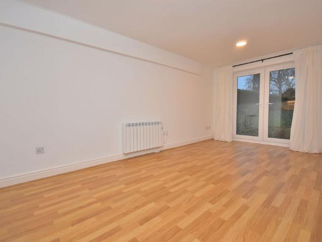 Apartment for rent in City Centre, Ballindoch