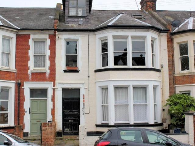 Flat for rent in Alton Barnes, Essex