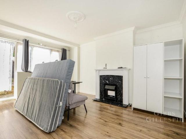 Apartment for rent in London Borough of Harrow, Greater London