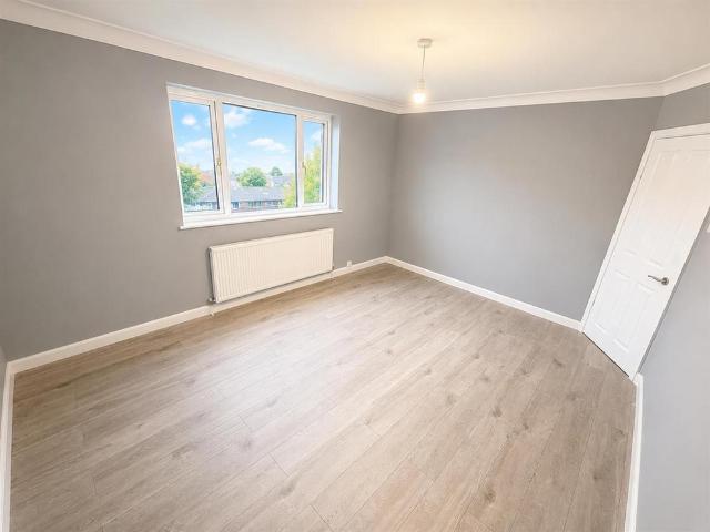Apartment for rent in Elstree and Borehamwood, Elstree