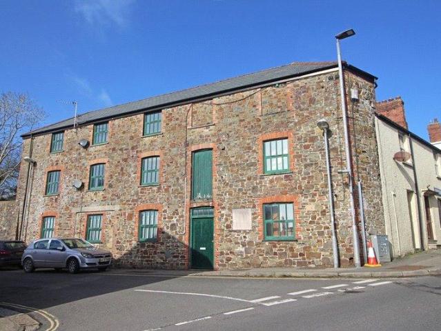 Flat for rent in Brandis Corner, Devon