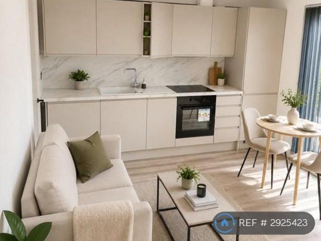 Flat for rent in London Borough of Croydon, Addiscombe