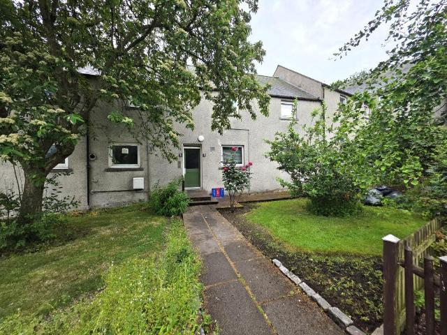 Flat for rent in Ballindoch, Scotland