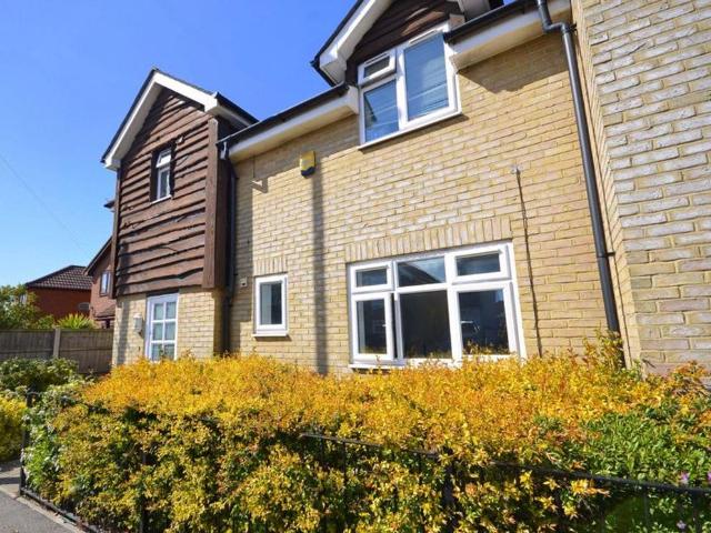 Flat for rent in Talbot Village, Bournemouth