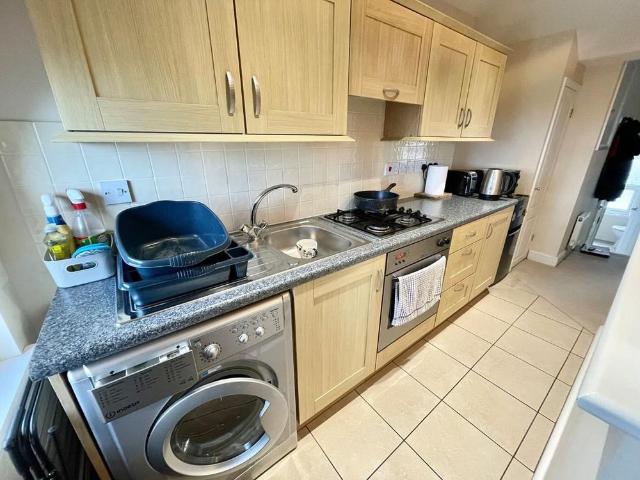 Apartment for rent in Upton, Acol