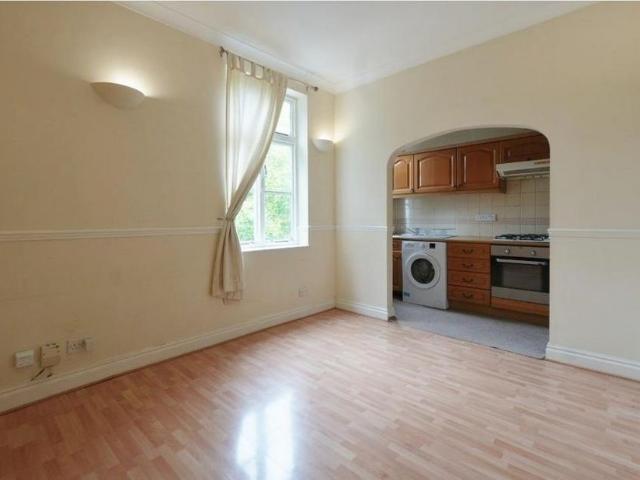Apartment for rent in Slough