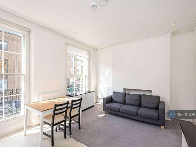 Apartment for rent in Chalk Farm, Greater London