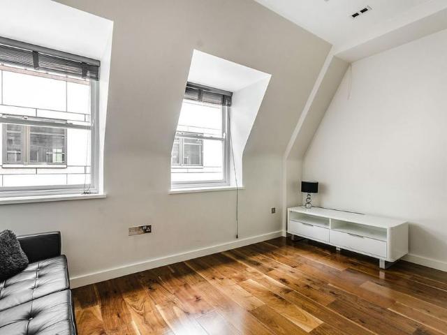 Apartment for rent in Blackfriars, Lyons