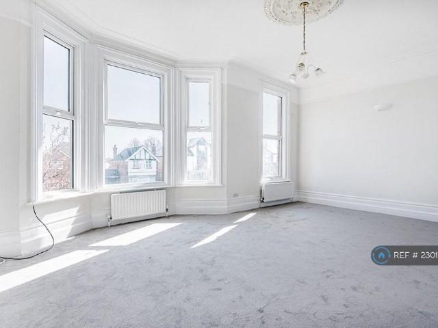 Apartment for rent in St James, Sandown Park