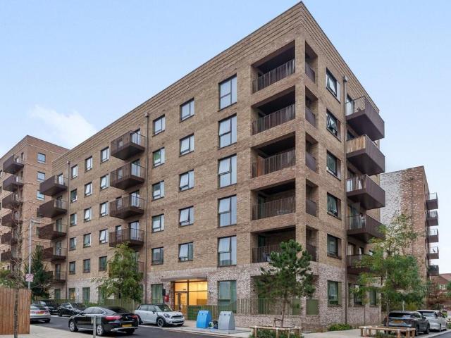 Flat for rent in Gascoigne Estate, Greater London
