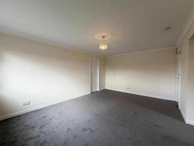 Apartment for rent in Watsonville, Motherwell