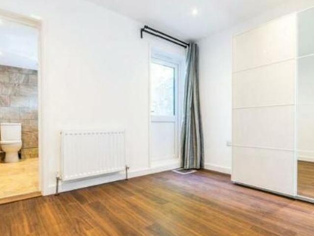 Apartment for rent in New Town, Horsham