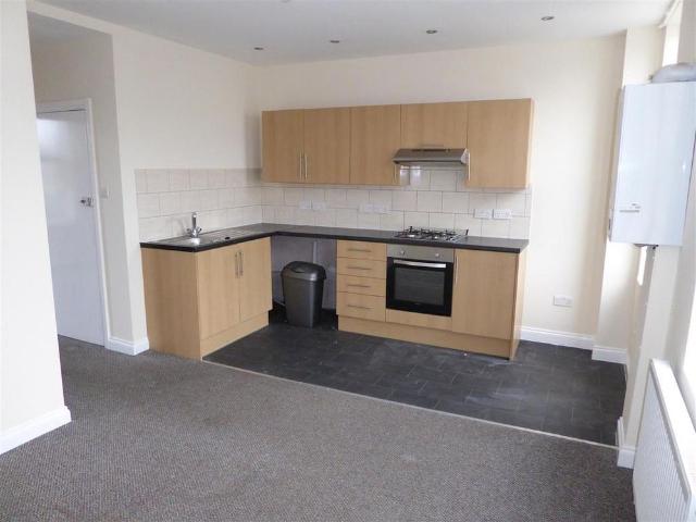 Apartment for rent in East Cliff, Acol