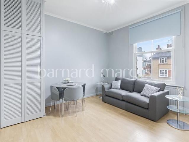 Apartment for rent in London Borough of Hammersmith and Fulham, Greater London
