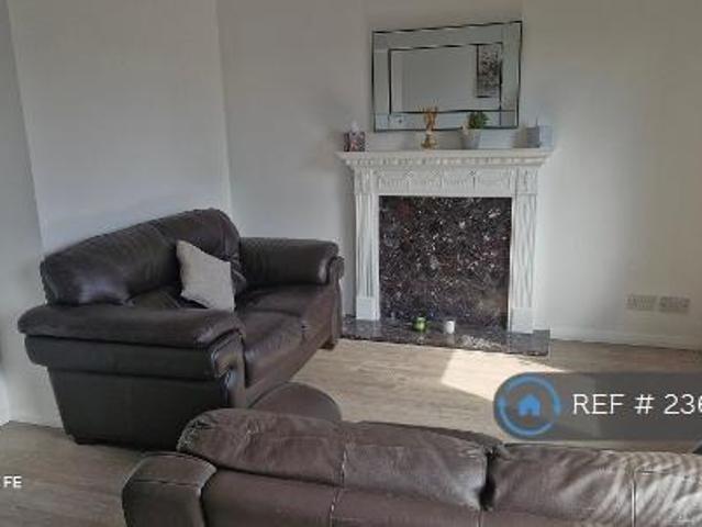 Flat for rent in Ballindoch, Scotland