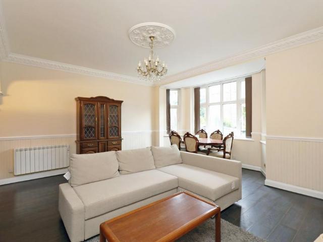 Flat for rent in Putney, Greater London