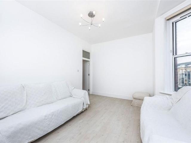 Apartment for rent in London Borough of Camden, Greater London
