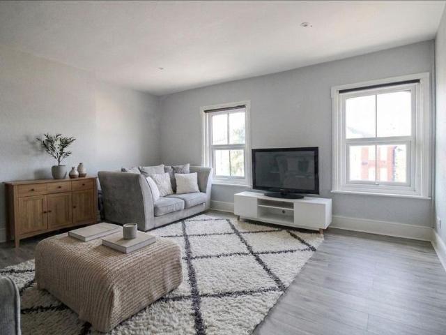 Apartment for rent in Upperton, Eastbourne