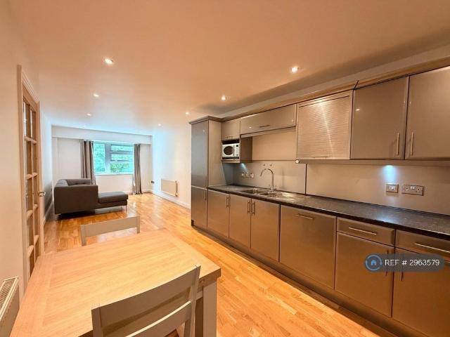 Flat for rent in Rotherhithe, Greater London