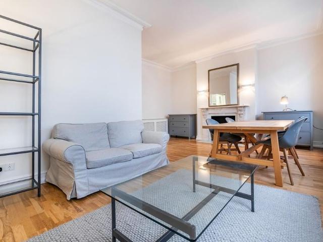 Apartment for rent in Chelsea, Greater London