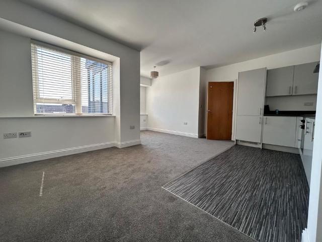 Apartment for rent in Rodbourne, Swindon
