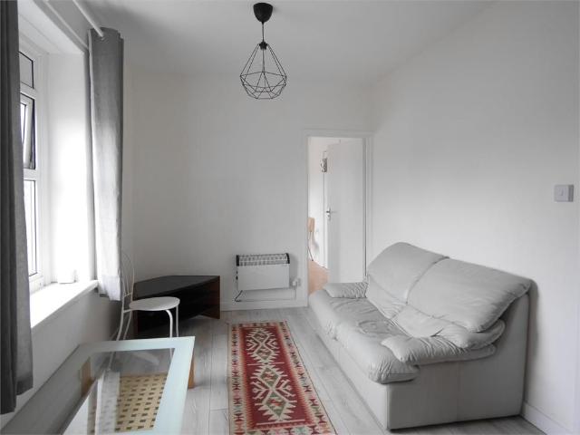 Apartment for rent in Penarth Marina, Penarth