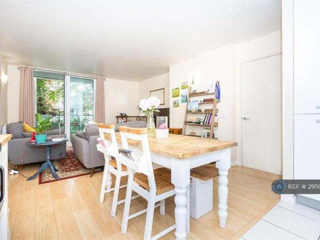 Flat for rent in Hornsey, Greater London