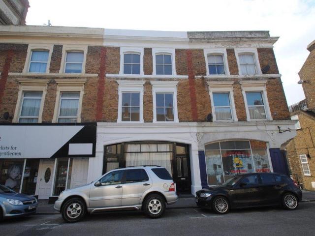 Flat for rent in Margate Old Town, Acol