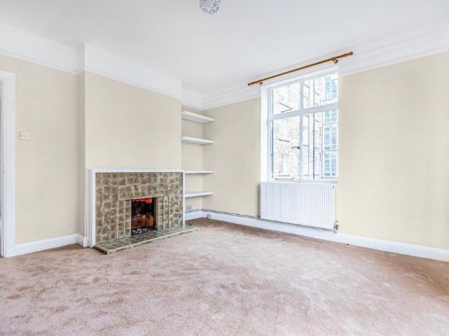 Apartment for rent in Kidbrooke, Greater London