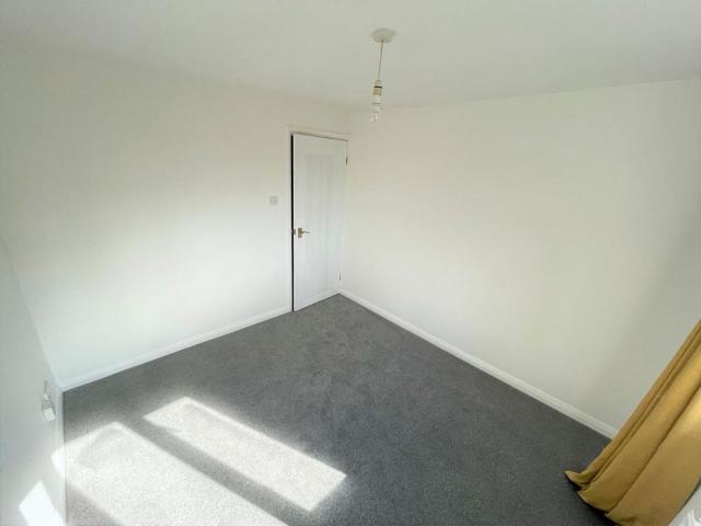 Apartment for rent in Alstone, Golden Valley