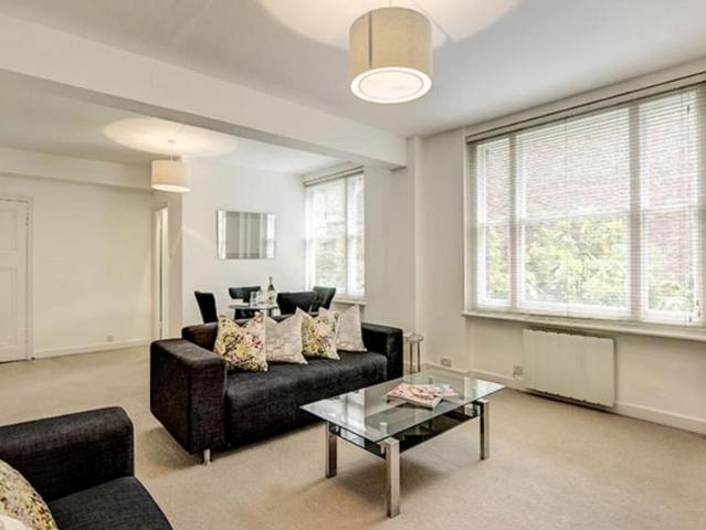 Flat for rent in Mayfair, Greater London